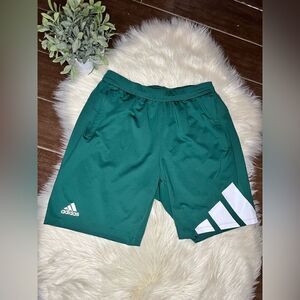 Adidas primegreen hunter green athletic shorts sz Large